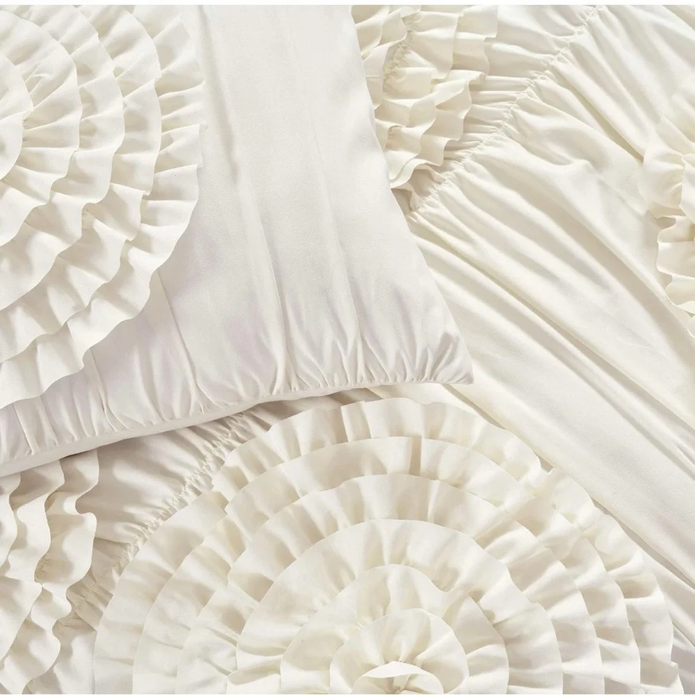 NEW Anthro Ivory Beige 3D Floral Queen / King Boho Comforter Bedding & Sham Set
